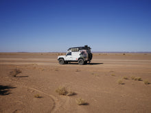 Afbeelding in Gallery-weergave laden, Merzouga, bush jacket in sand