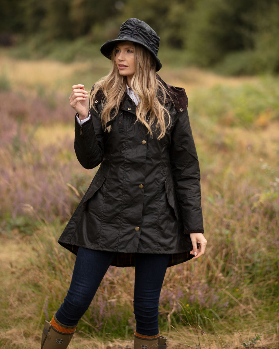 Oxford blue Olivia ワックスジャケット　黒　イングランド製 Oxford Blue Women's Olivia Wax Jacket - Navy - Edinburgh
