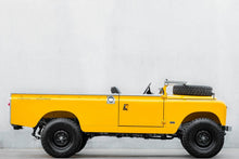 Afbeelding in Gallery-weergave laden, Eldgrim heren softshell jas in  YELLOW met afneembare capuchon, van Nordberg