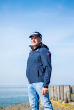 Afbeelding in Gallery-weergave laden, Kjeld, heren softshell jack in navy melange met afneembare capuchon, van Nordberg