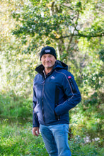 Afbeelding in Gallery-weergave laden, Ole, gevoerd softshell jack heren met afneembare capuchon in navy, van Nordberg