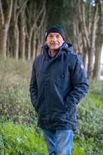 Afbeelding in Gallery-weergave laden, HALLVARD, warme gevoerde heren jas met capuchon van Nordberg