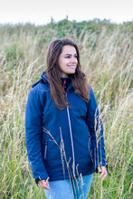 Afbeelding in Gallery-weergave laden, Ronda, 3/4 dames jas in navy melange met afneembare capuchon, van Nordberg