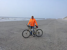 Afbeelding in Gallery-weergave laden, Eldgrim softshell jack voor heren in oranje met afneembare capuchon, van Nordberg