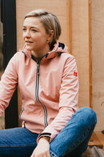 Afbeelding in Gallery-weergave laden, Rinda, dames softshell jack met afneembare capuchon, van Nordberg