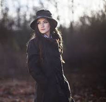 Afbeelding in Gallery-weergave laden, Chelsea tartan wax hoed