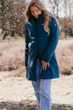 Afbeelding in Gallery-weergave laden, Gitte, is een gevoerd, lang model dames softshell jas van Nordberg
