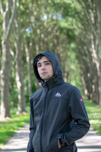 Kjeld, heren softshell jack in black melange met afneembare capuchon, van Nordberg