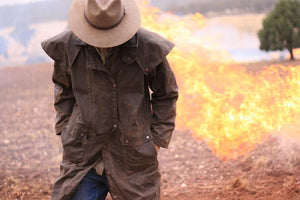 Australian Style Outdoor | Öljacke | Wachsjacke Workhorse Drover in braun - OUT OF AUSTRALIA | Kakadu Traders Australia